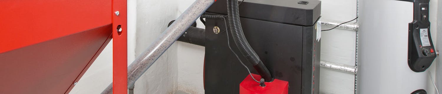 Ut med oljen, inn med trepellets